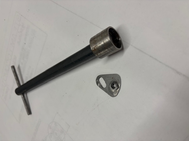throttle linkage and blast nozzle wrench pic